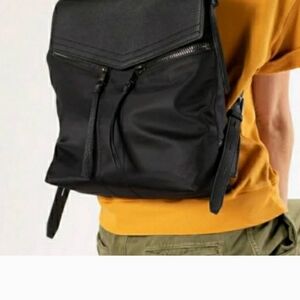 Black Backpack with Zipper Detail. Small 11+8